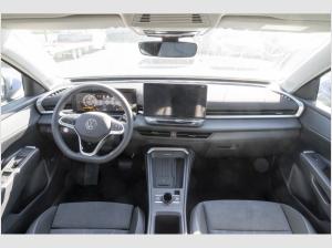 Volkswagen T-Roc Style 1.5 l eTSI AHK/IQ.Drive/Navi