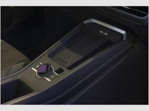 Volkswagen T-Roc R-Line 1.5 l eTSI Pano|Techpaket IQ.Drive|IQ.Light|Info Pak Discover|Allwetterreifen