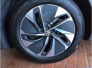 Volkswagen ID.4 PRO 82 kWh +WÄPU +AHK +IQ.LIGHT +ACC +CARPL