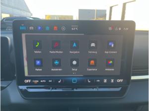 Volkswagen T-Roc R-Line 1.5 l eTSI DSG,HUD,AHK,IQ.LIGHT