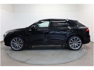 Audi Q8 TFSI e quattro S line business 0,5% DW-Versteuerung
