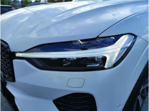 Volvo XC60 T6 Ultra Dark Recharge Plug-In Hybrid AWD EU6e Luftfederung Bowers&Wilkins