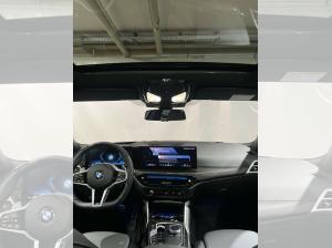 BMW 320 i Touring M Sport ++TOP-Ausstattung++