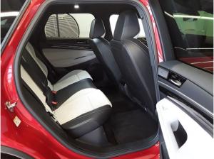Volkswagen ID.7 Tourer Pro S - Interieur Plus und Exterieur Plus Paket + Pano / 8-fach Bereift