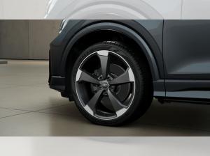 Audi Q2 S line 35 TFSI 110(150) S tronic ACC AUT LED