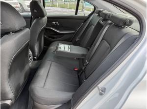 BMW 318 318i PA + SHZ. + DA + uvm.