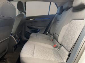 Volkswagen Golf VIII 2.0 TDI Move ACC AUT Navi Virtual LED