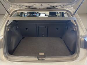 Volkswagen Golf VIII 2.0 TDI Move ACC AUT Navi Virtual LED