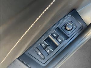 Volkswagen T-Roc R-Line 1.5 TSI DSG,ACC,LED,Navi,Kamera,AHK