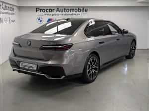 BMW i7 eDrive50 M Sport Fond Entertainment B&W SkyLounge