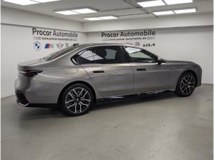 BMW i7 eDrive50 M Sport Fond Entertainment B&W SkyLounge