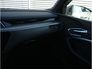 Audi Q8 e-tron Sportback 55 quattro advanced 0,5%*AHK*CARPLAY*ACC