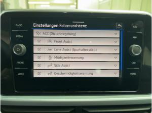 Volkswagen T-Roc 2.0 TDI Goal DSG LED AHK Sitzhzg Rear View