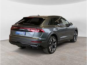 Audi Q8 SUV TFSI e quattro 360 kW tiptronic 0,5% sofort verfügbar!