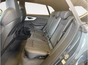 Audi Q8 SUV TFSI e quattro 360 kW tiptronic 0,5% sofort verfügbar!