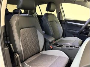 Volkswagen Golf VIII Lim. GOAL 2.0 TDI 110kW DSG - LED Plus ACC AHK Navi Rear View SHZ LM CarPlay PDC GJR MFL