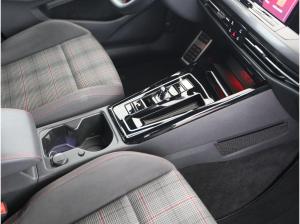 Volkswagen Golf VIII 2.0 TSI GTI DSG+ACC+LED+RFK+PDC+APP