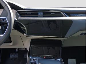 Audi Q8 e-tron 55 quattro advanced Standklima Navi Matrix Parkassistent