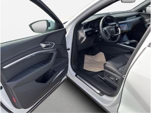 Audi Q8 e-tron Sportback 55 quattro advanced*NAVI-PLUS*MATRIX*HUD*AHK*PANO*OPTIK-PAKET