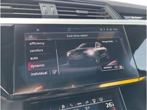 Audi Q8 e-tron Sportback 55 quattro advanced*NAVI-PLUS*MATRIX*HUD*AHK*PANO*OPTIK-PAKET