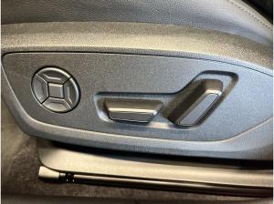 Audi RS3 RS 3 Limousine S tronic AUT Fernlichtass. HUD LM