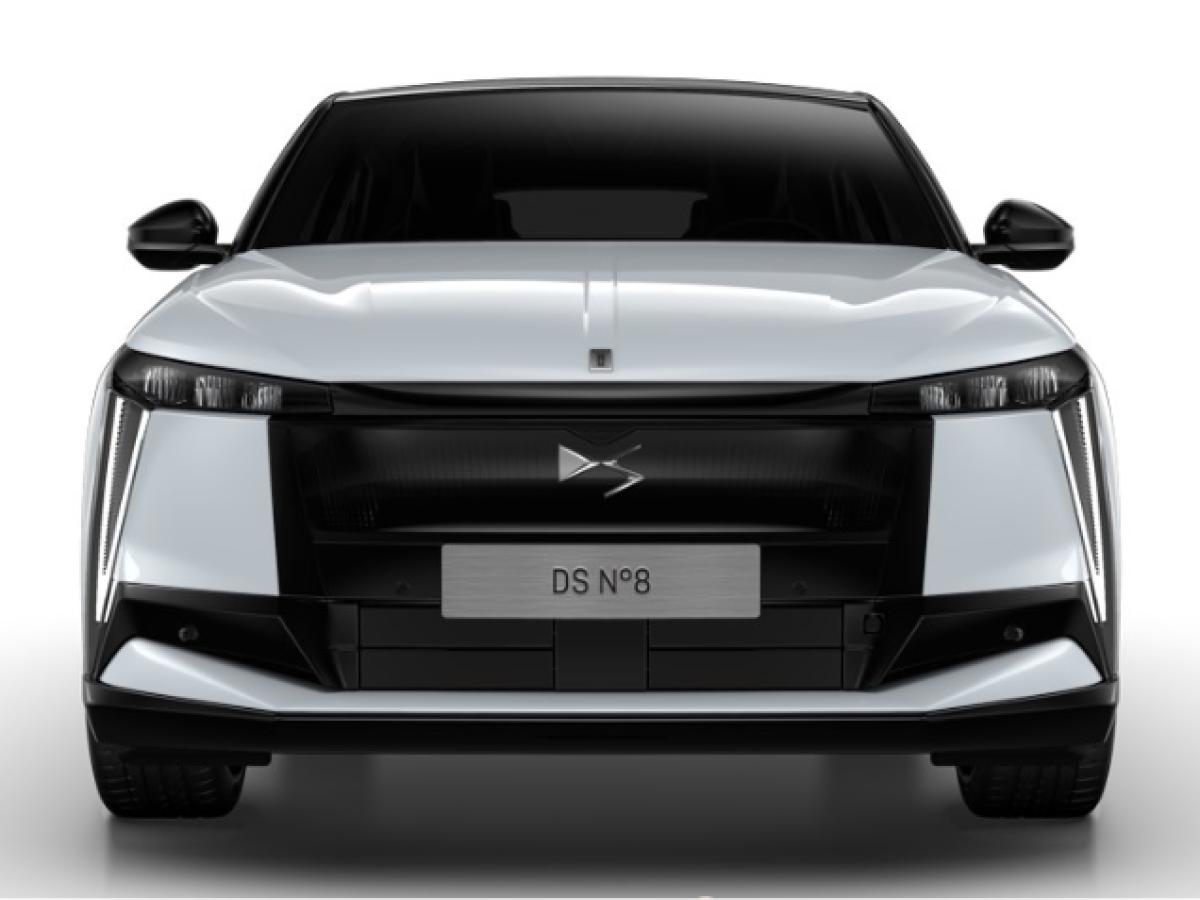 DS Automobiles DS 8