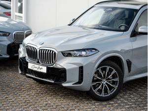 BMW X5 xDrive30d M-Sport AHK PANO KoZg S-Glas 4x SHZ