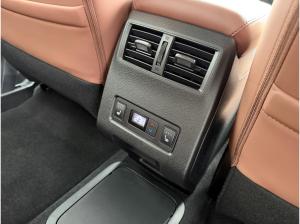 Mitsubishi Outlander Top Luxury mit Standheizung und 360-Grad-Kamera