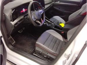 Volkswagen Golf VIII Lim. GTI Clubsport 2.0 TSI 221kW DSG - Matrix-LED ACC Pano HUD Area View Navi SHZ LM PDC MFL