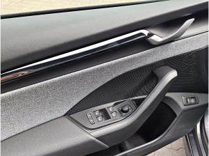 Skoda Octavia Combi 2.0 TDI DSG Tour SOFORT VERFÜGBAR! ACC AHK AUT Navi