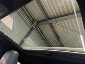 Audi RS3 RS 3 Sportback S tronic AUT Fernlichtass. HUD LM