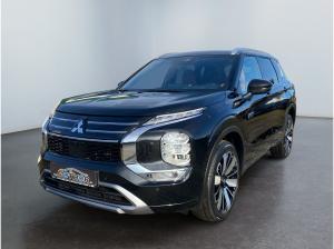 Mitsubishi Outlander Top Luxury mit Standheizung und 360-Grad-Kamera