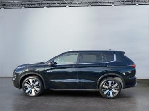 Mitsubishi Outlander Top Luxury mit Standheizung und 360-Grad-Kamera