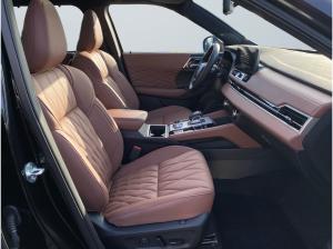 Mitsubishi Outlander Top Luxury mit Standheizung und 360-Grad-Kamera