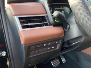 Mitsubishi Outlander Top Luxury mit Standheizung und 360-Grad-Kamera