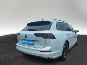 Volkswagen Golf Var. R-LINE 1.5 eTSI DSG PANO HuD KAM IQLED