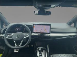 Volkswagen Golf Var. R-LINE 1.5 eTSI DSG PANO HuD KAM IQLED
