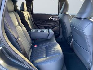 Mitsubishi Outlander Top mit Standheizung und 360-Grad-Kamera