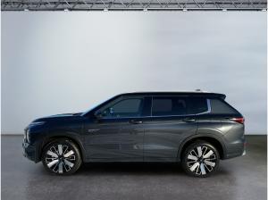 Mitsubishi Outlander Top mit Standheizung und 360-Grad-Kamera