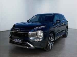Mitsubishi Outlander Top mit Standheizung und 360-Grad-Kamera