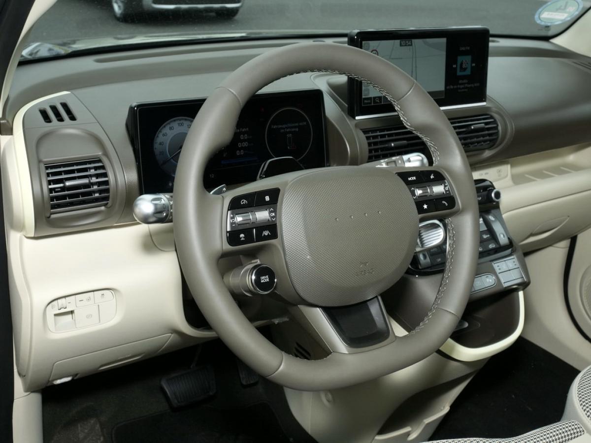 Hyundai INSTER