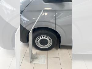 Volkswagen Transporter Kasten Motor: 2,0 l TDI 4MO 110 kW Getriebe: 8-Gang-Automatikgetriebe Rads