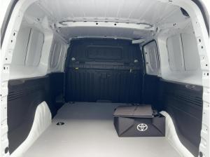 Toyota Proace City ***Proace City L2 verblecht 4-türig Meister 1,5 D-4D 74 KW (102 PS)***