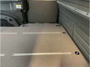 Volkswagen ID.Buzz Cargo Pro *SOFORT* AHK NAVI MATRIX ACC SHZ ALLWETTER 5J-GAR