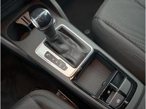 Audi Q2 35 TFSI S tronic LED DAB CarPlay Einparkhilfe