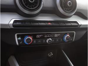 Audi Q2 S line 35TFSI Stronic 18" / S-Interieur / Assistenz