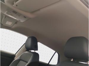 Volkswagen T-Cross Style DSG / NAVI / AHK / Lane Assist / Front Assist usw.