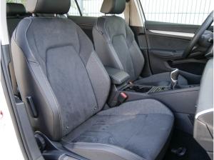 Volkswagen Golf VIII 1.5TSI Standheiz Pano Memorysitze HuD Matrix