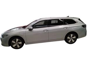 Volkswagen Passat Variant Elegance 1.5 TSI eHybrid 130kW DSG - Matrix-LED IQ.Drive Pano AHK HUD Area View Navi SHZ PDC