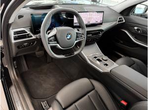 BMW 320 320i xDrive DA + PA+ + ADAPT. LED + Sportsitze + UVM.